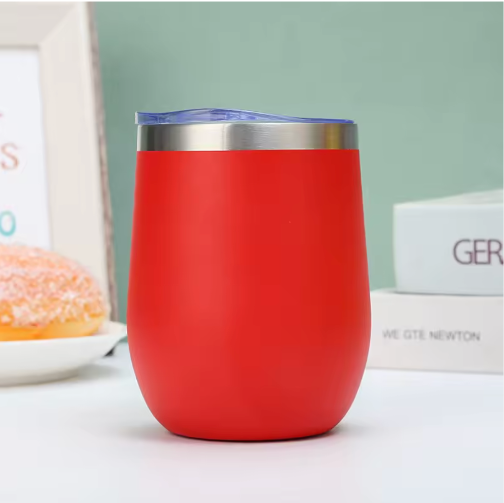 Insulated cup with no handle. Red