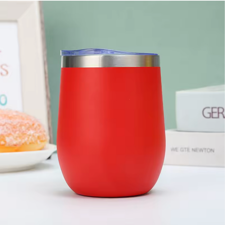 Insulated cup with no handle. Red